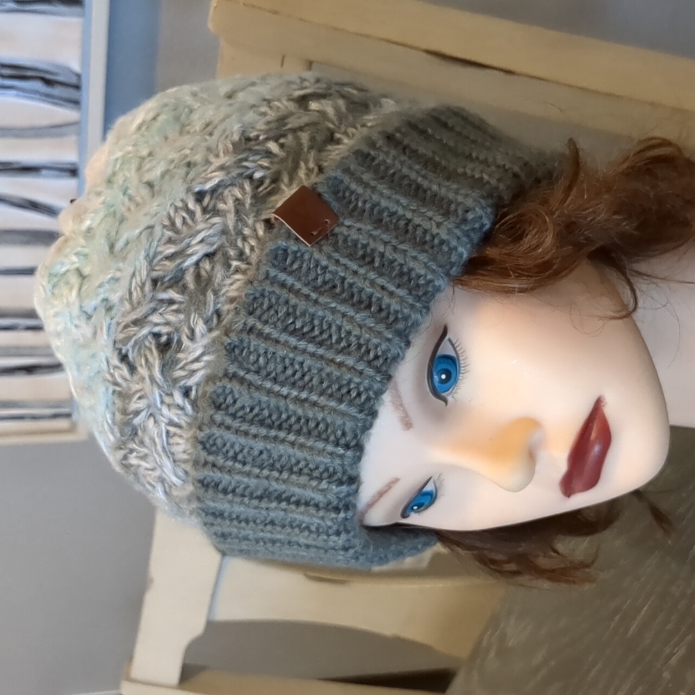 Verdict - Don't Have a Blue beanie